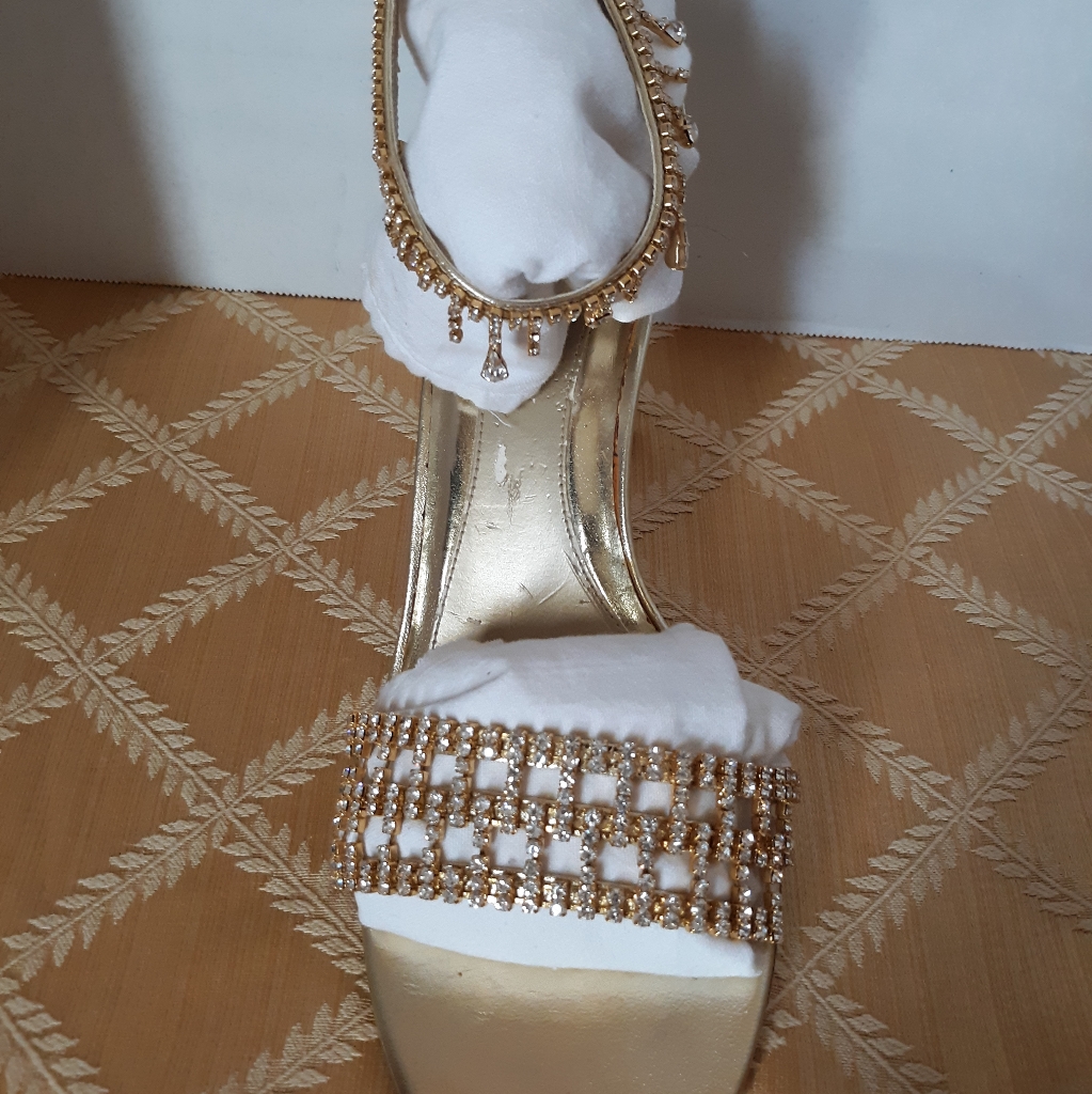 Valerie Stevens Gold Rhinestone Sandals Shoes